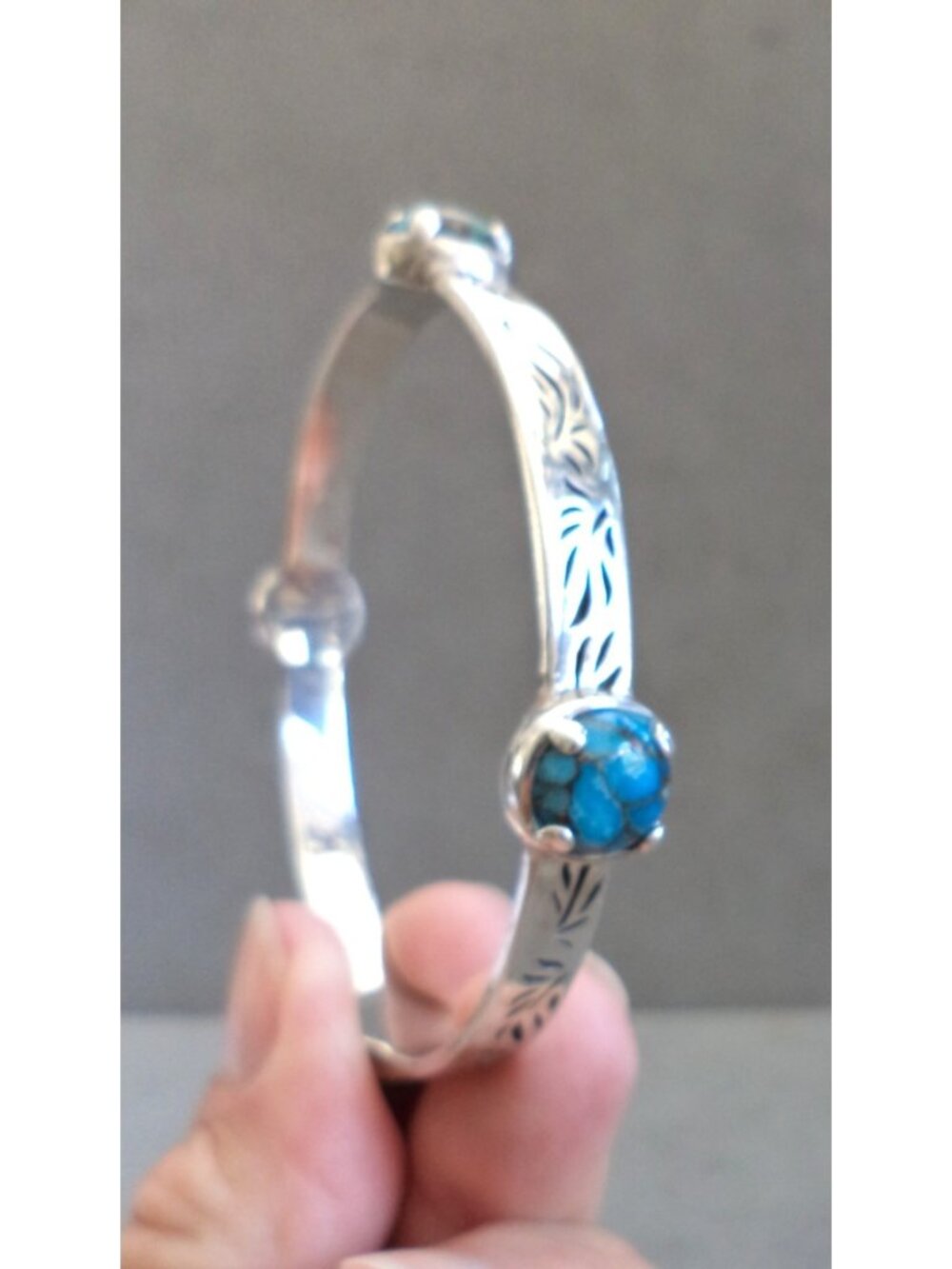 Vtg STERLING Silver +TURQUOISE Station BANGLE BRACELET Southwestern 7.75" Inside